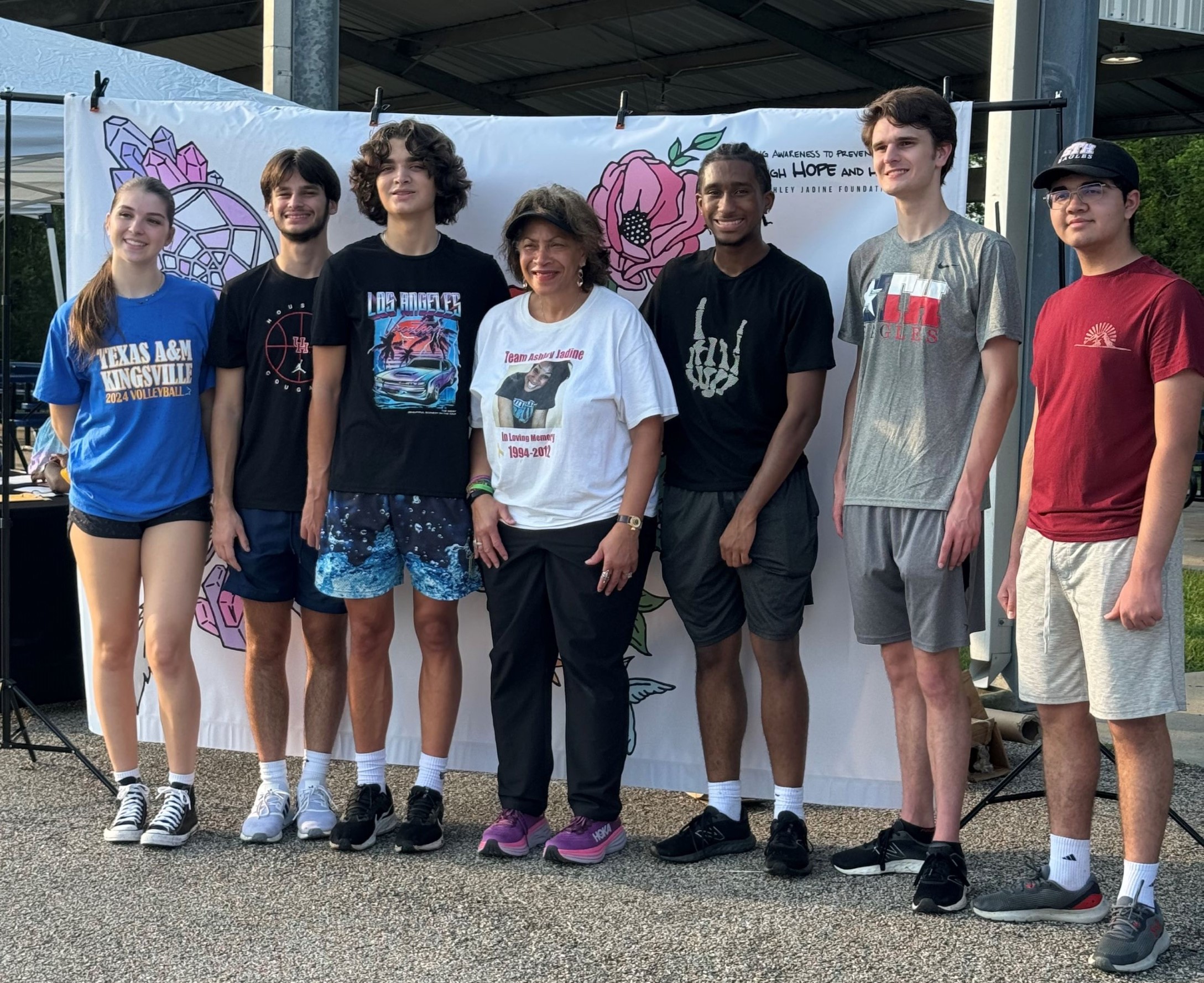 St. Thomas High School Youth Volunteers